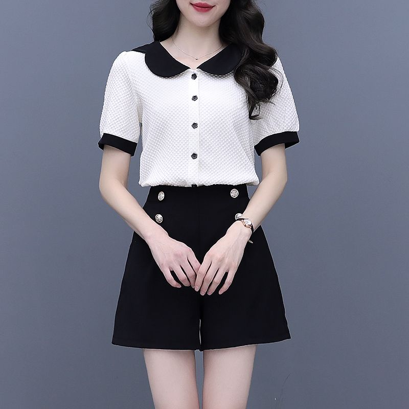Summer Clothing Trends 2025 Women'S - Короткие комплекты на пуговицах контрастного цвета
